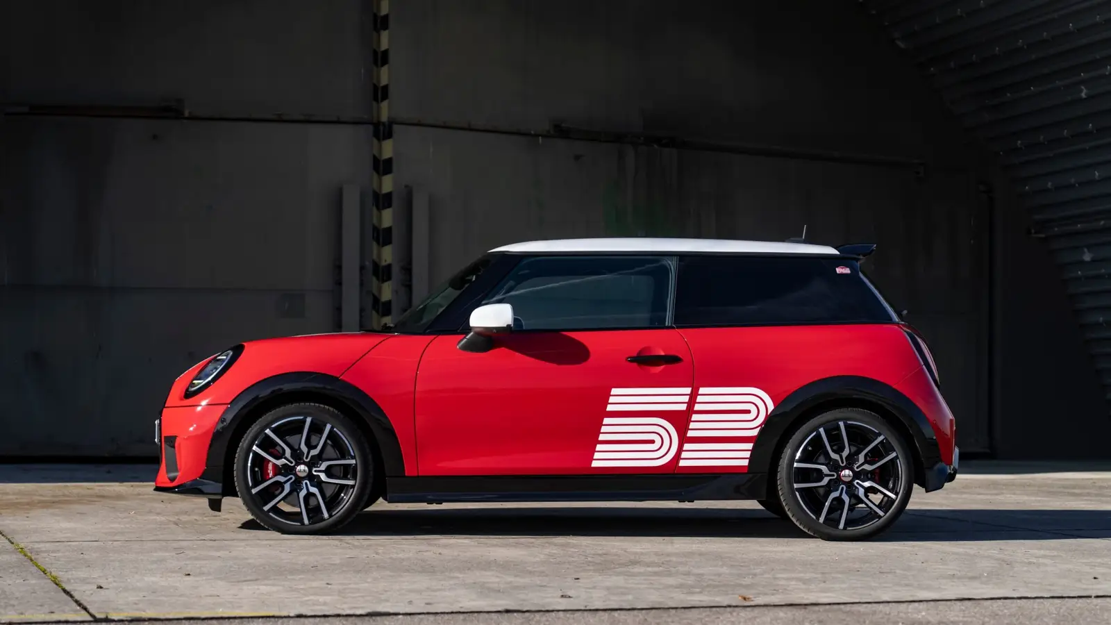 MINI JCW 1965 Victory Edition