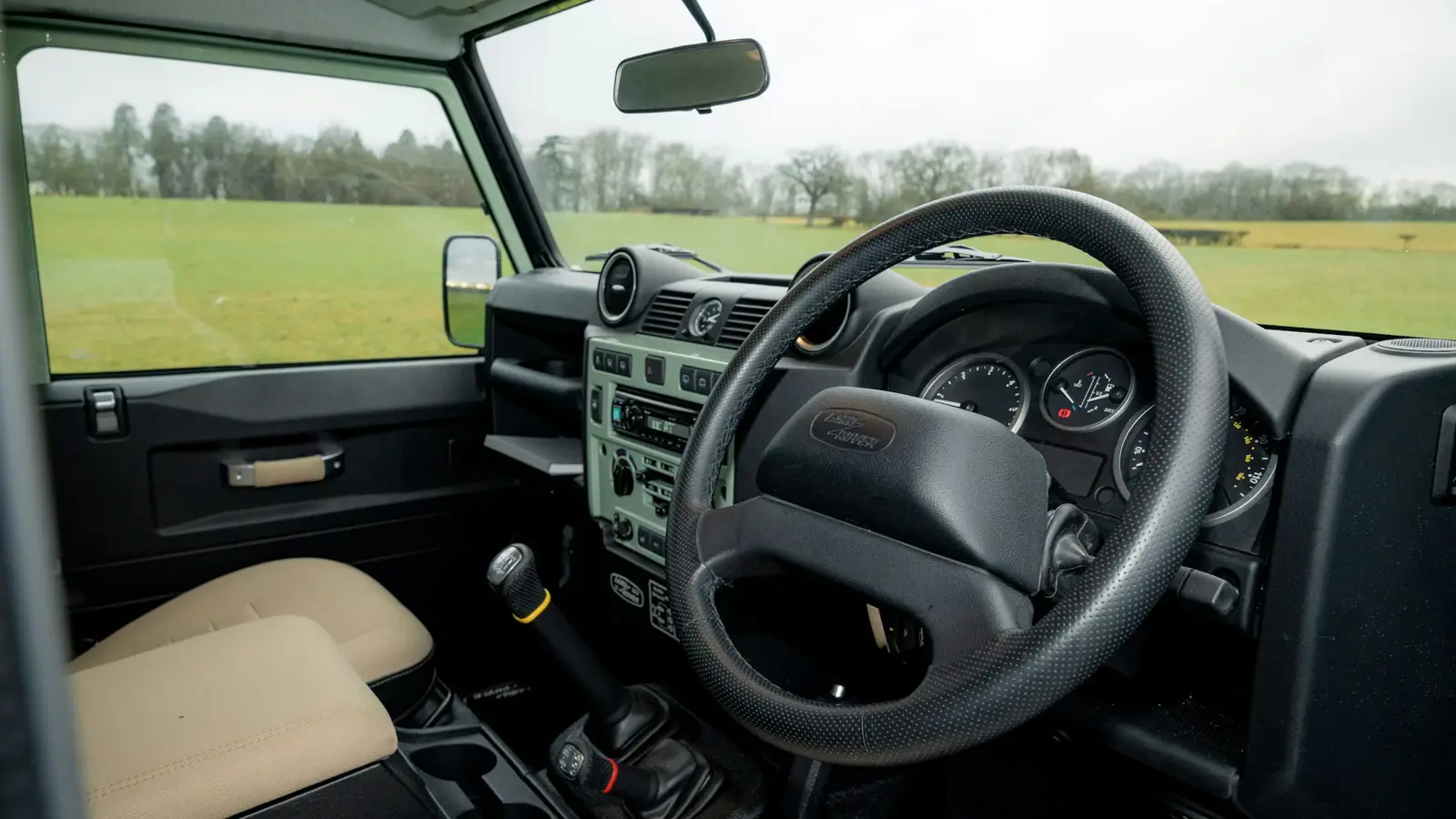 Último Land Rover Defender 90 Heritage de 2016 anunciado por Collecting Cars