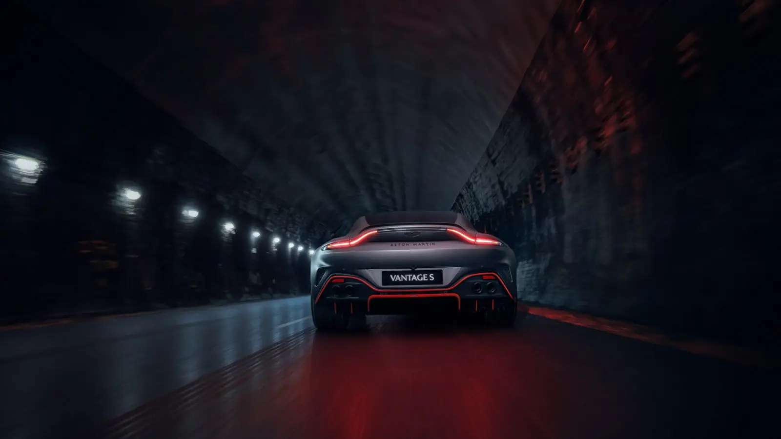 Aston Martin Vantage S