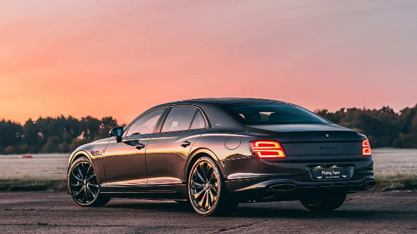 Bentley Flying Spur Czech Squadron