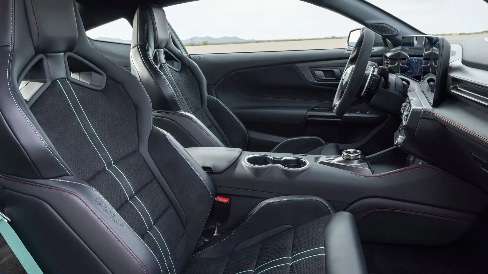 Mustang Dark Horse SC