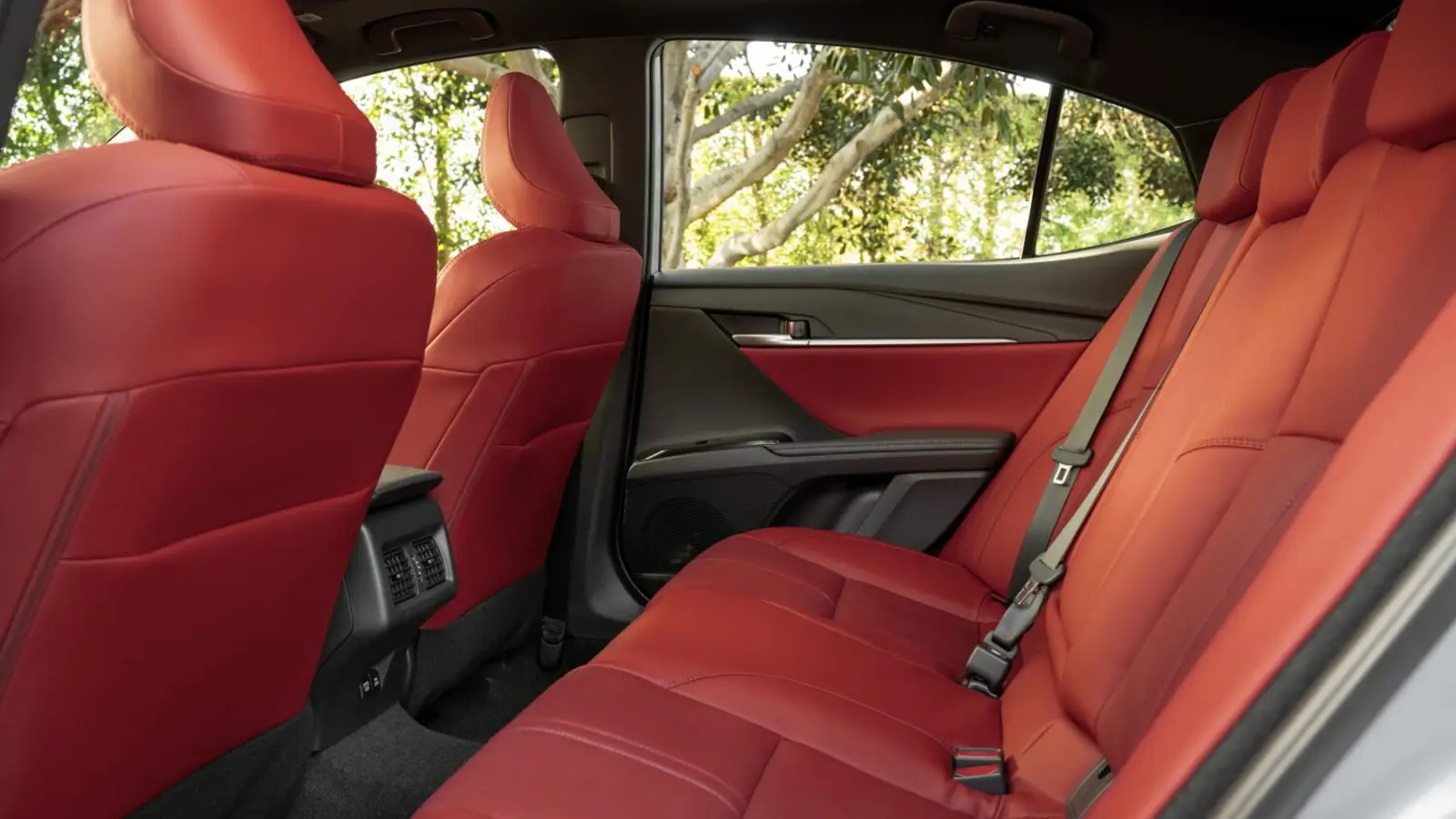 Toyota Camry 2025