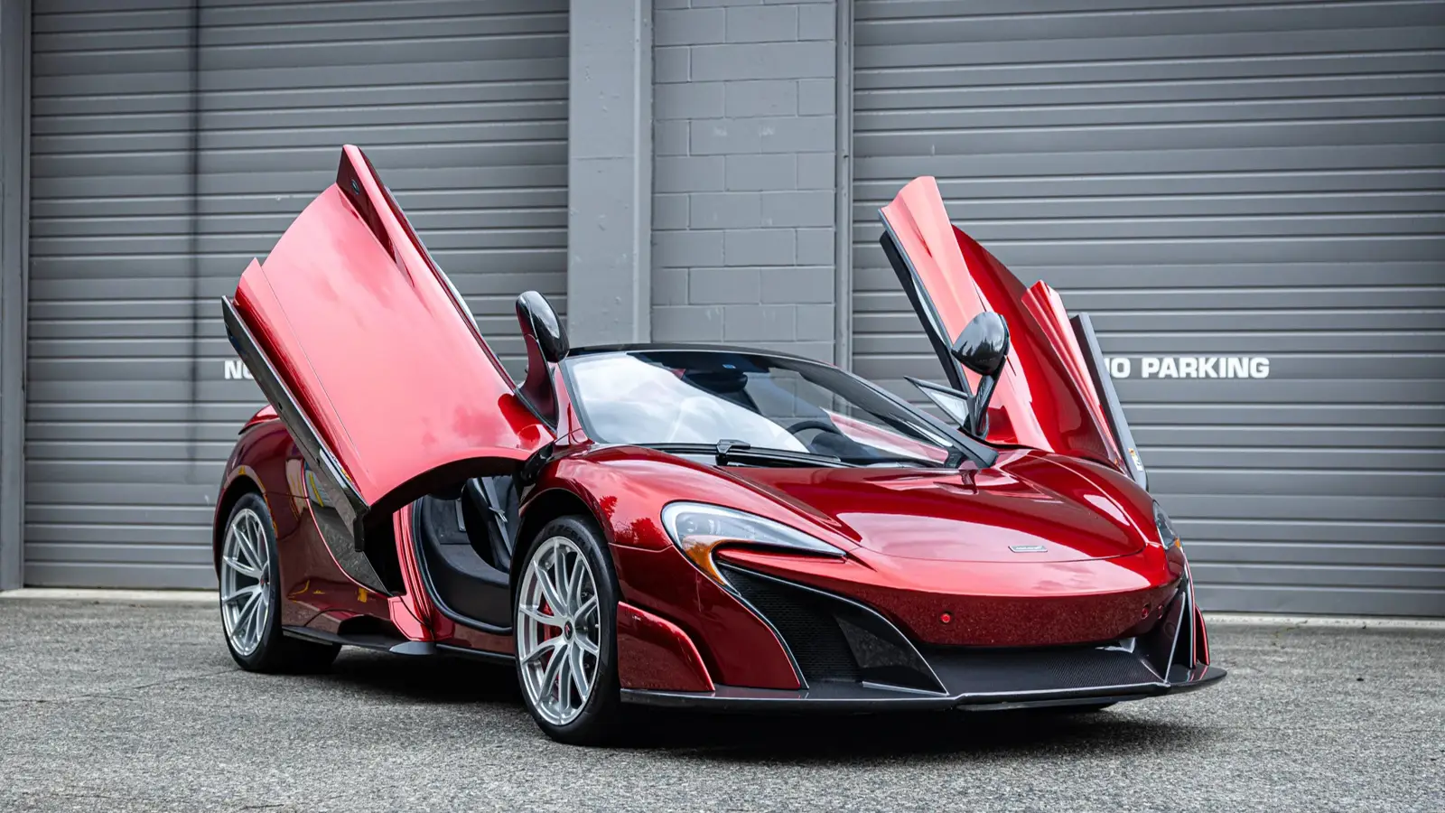 McLaren 675LT Spider Auction Hits $267K on BaT