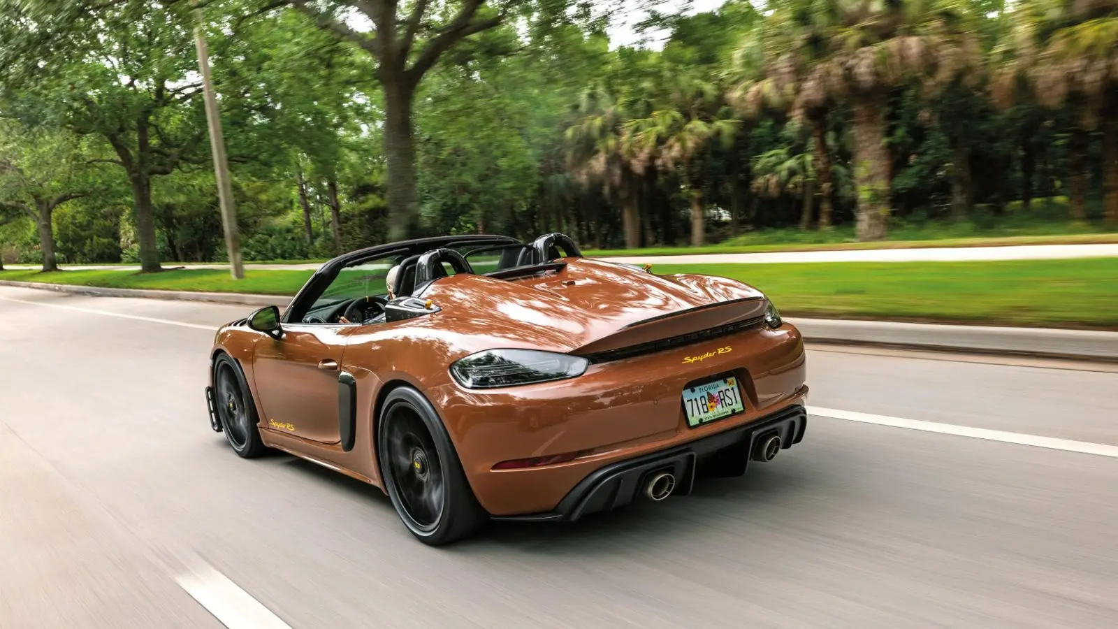 Porsche 718 Spyder RS
