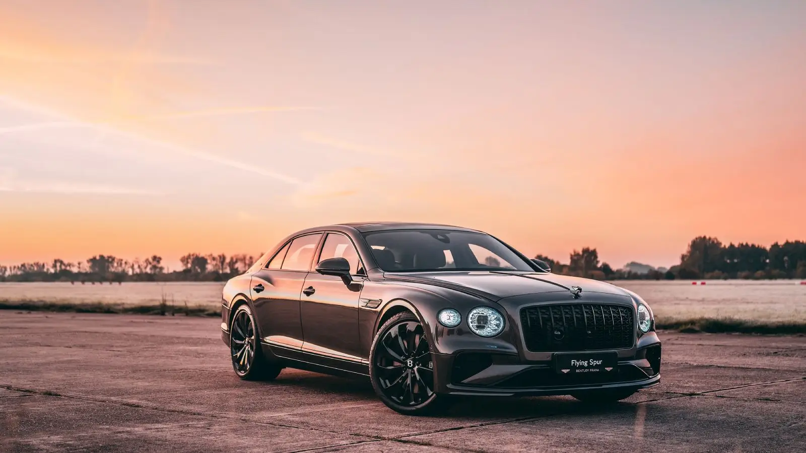 Bentley Flying Spur Czech Squadron