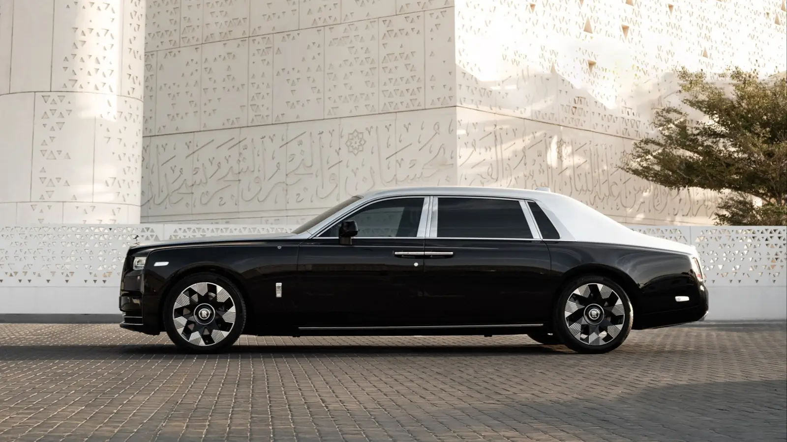 ROLLS-ROYCE PHANTOM ARABESQUE
