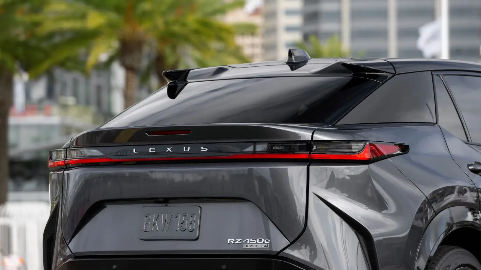 Lexus RZ 450e