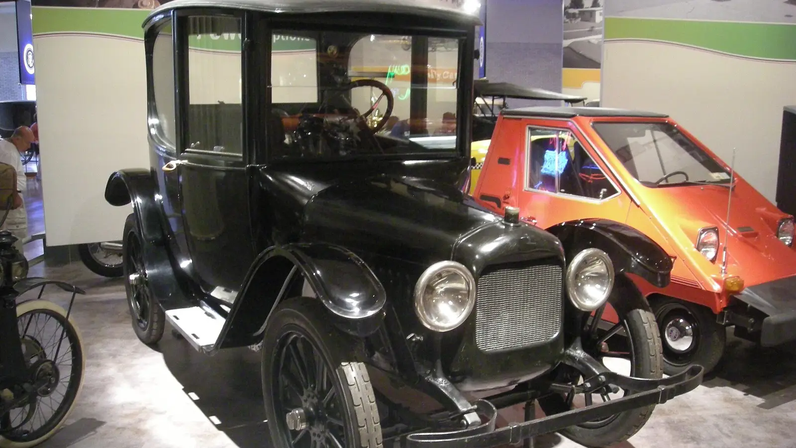 The Henry Ford Woods Dual-Power Hybrid Coupe (1916)