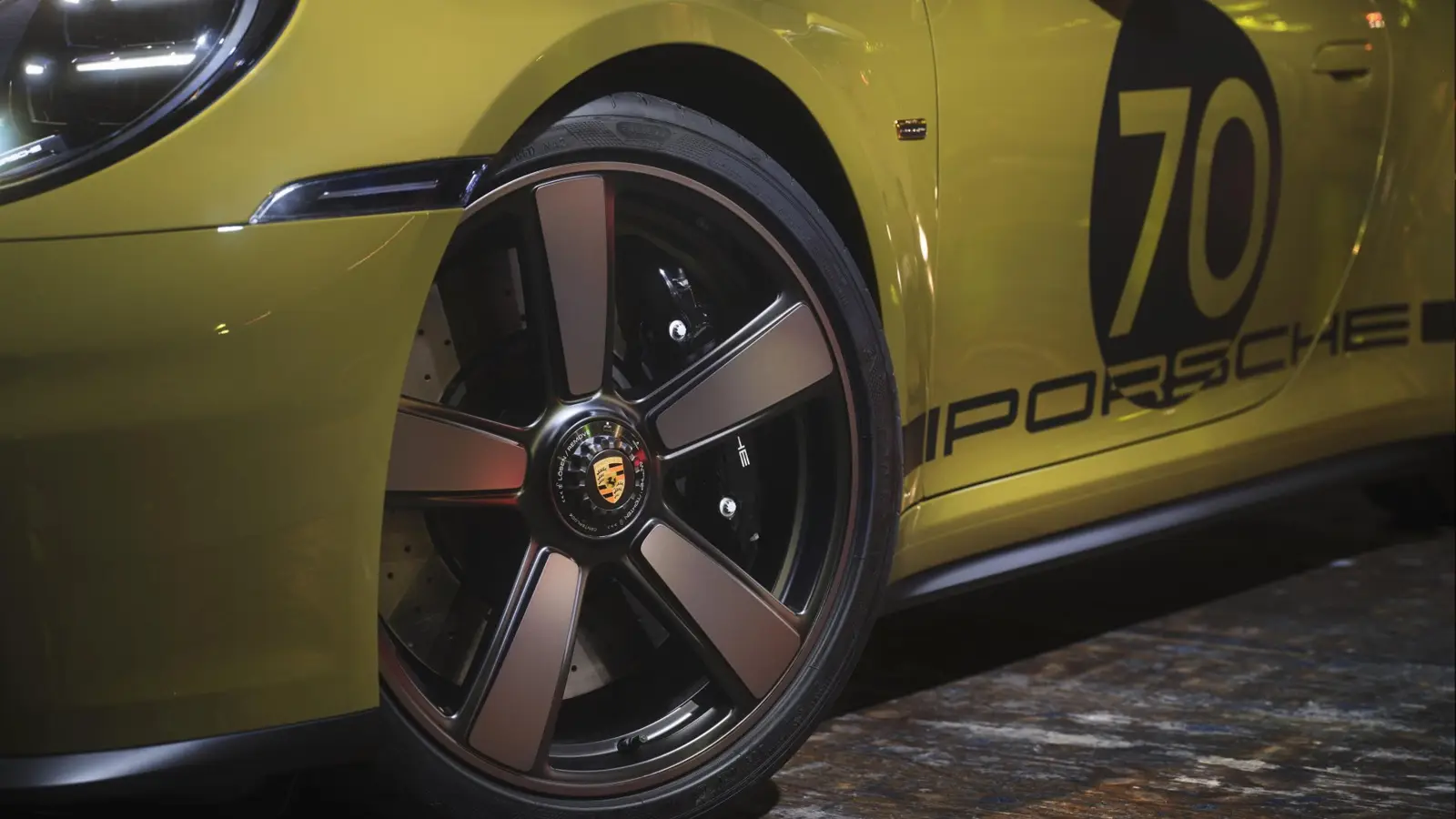 The new 911 Spirit 70: