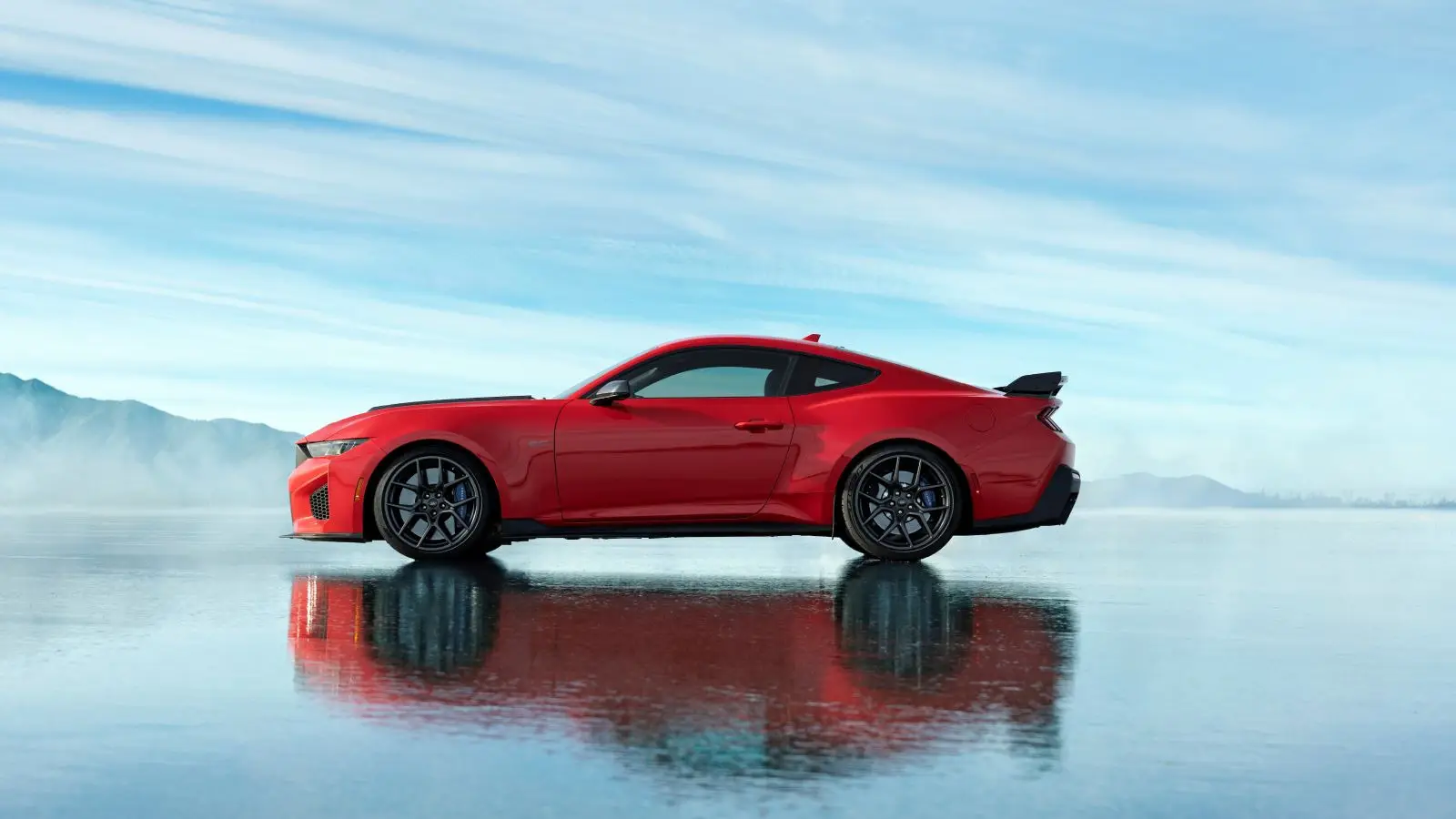 Mustang Dark Horse SC