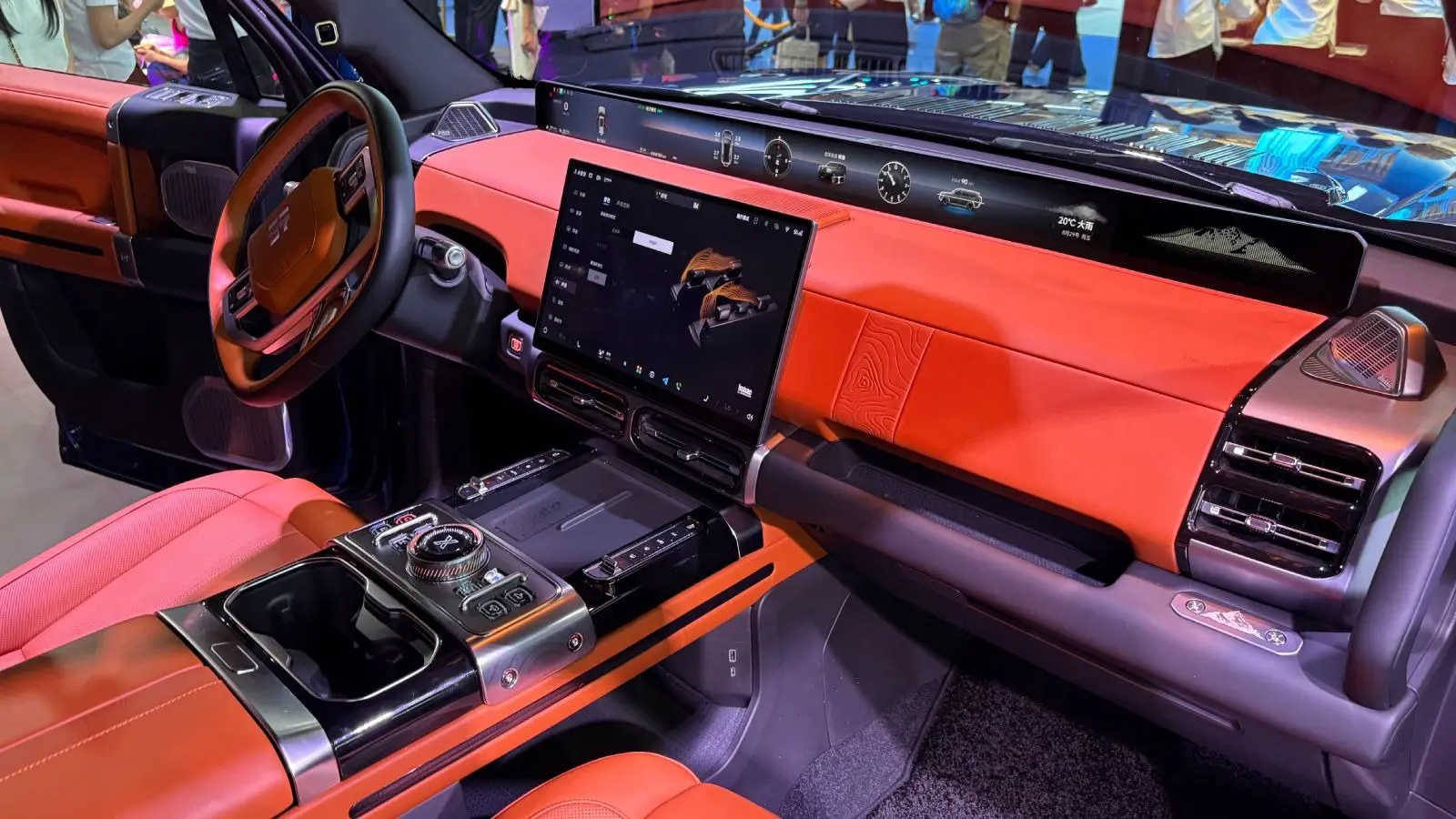 Jetour G700