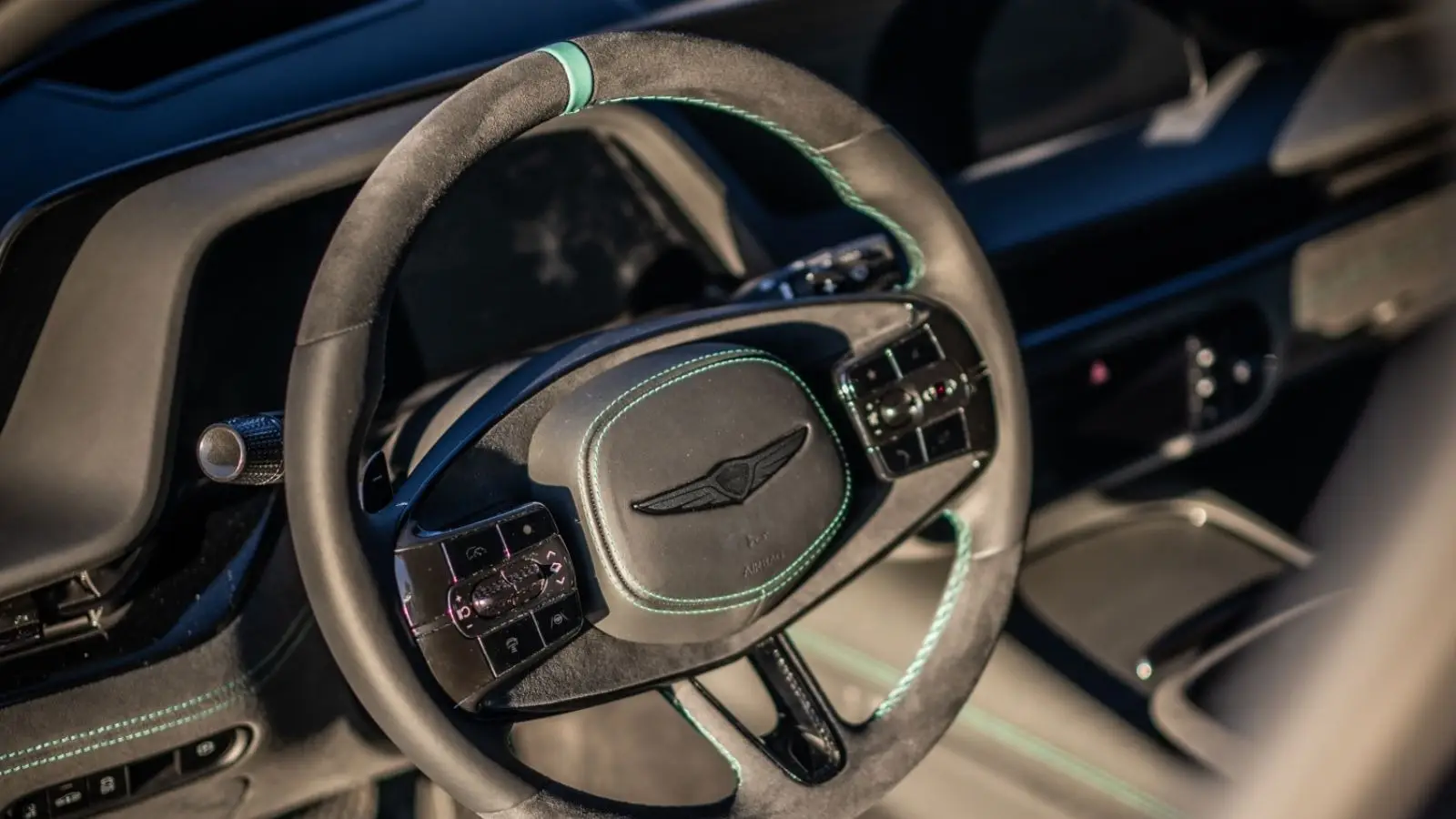 Genesis G90 Wingback Concept