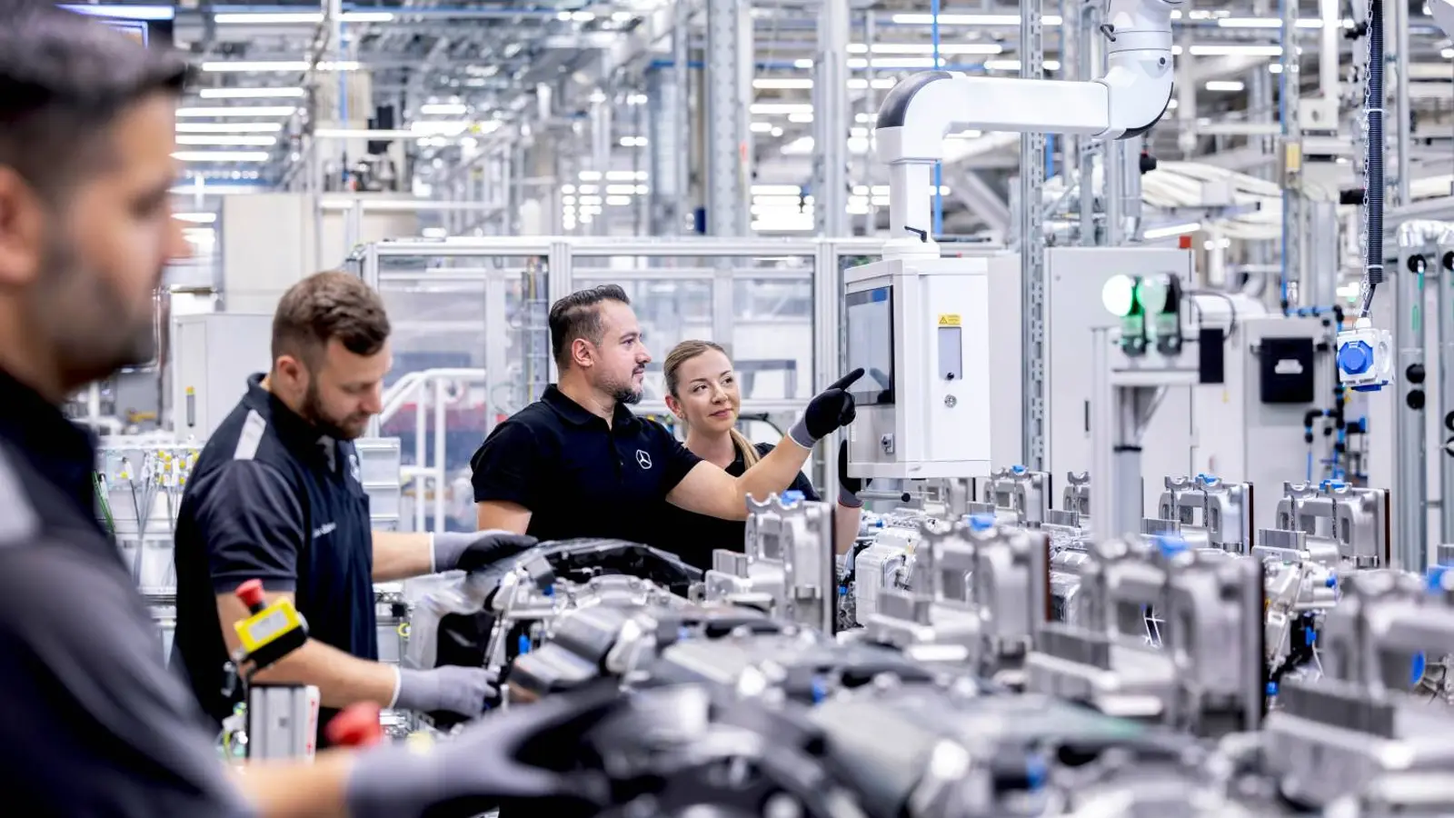 Mercedes-Benz Unterturkheim Drives CLA EV Production Forward
