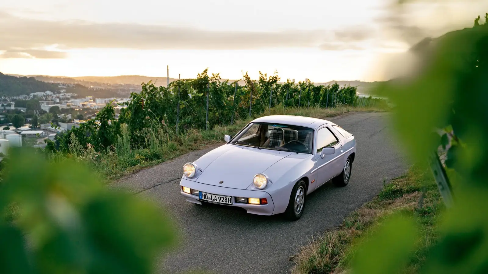 Justin Roeser’s Rare Porsche Hunt in Moonstone Color
