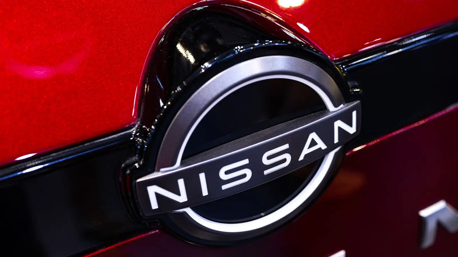 Nissan unveils smart mobility vision at Japan Mobility Show 2025