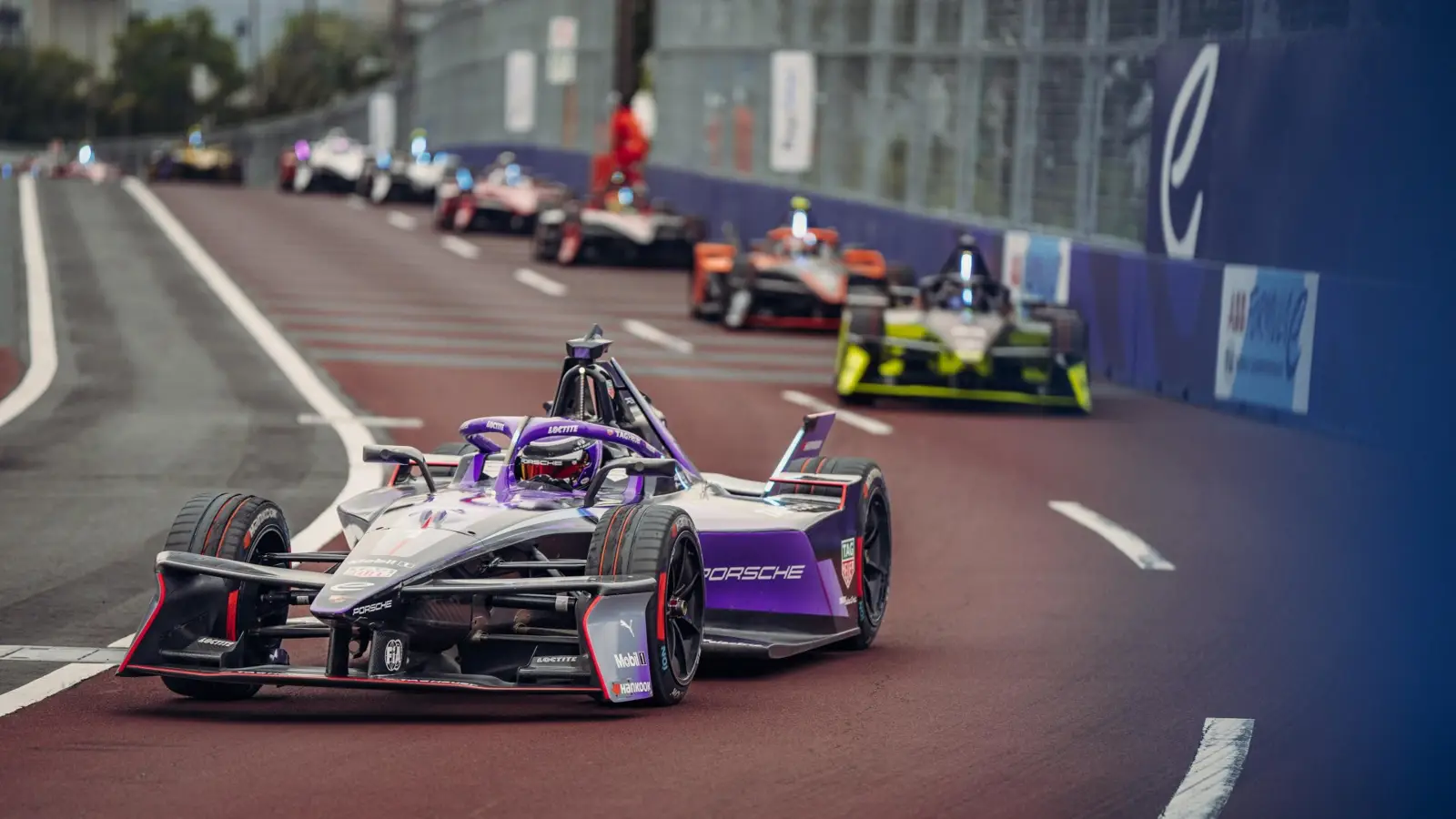 Porsche secures double podium in Tokyo Formula E race