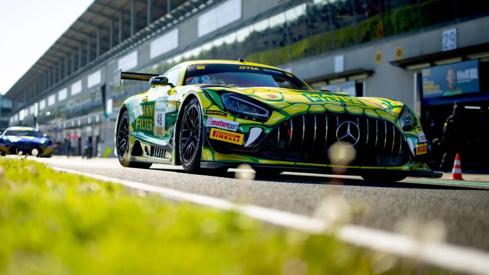 DTM 2025 kicks off: Mercedes-AMG wins in Oschersleben, Güven surprises in Race 2