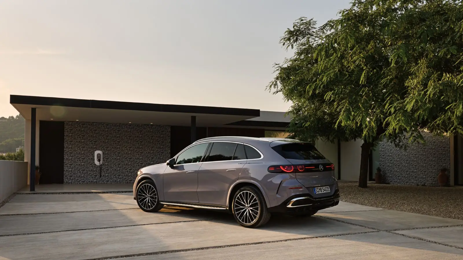Mercedes-Benz introduces bidirectional charging in 2026