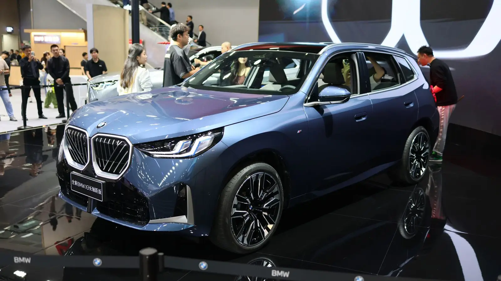 Why Drivers Are Switching from Sedans to Crossovers