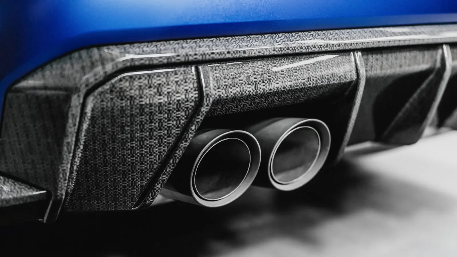 BMW adopts natural fiber composites for series production