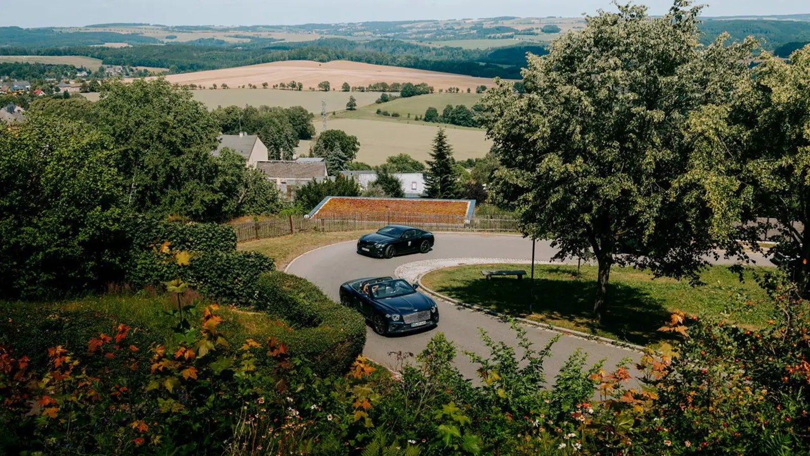 Bentley Dresden celebrates 10 years with historic road trip