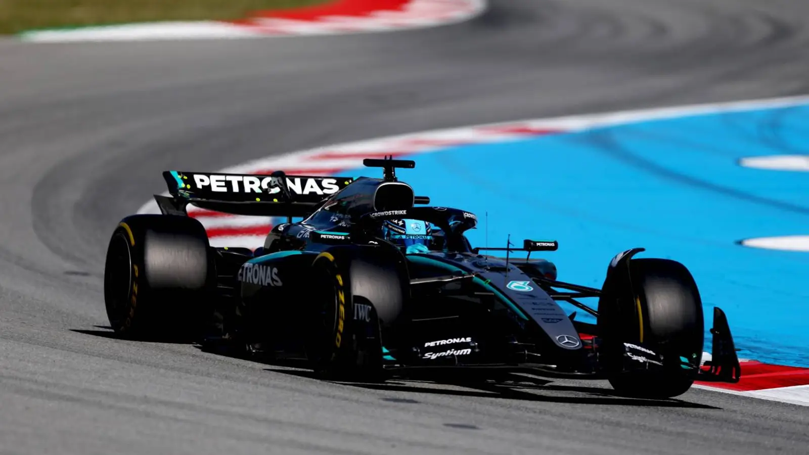 Russell and Antonelli Shine in Spanish GP Friday Practice