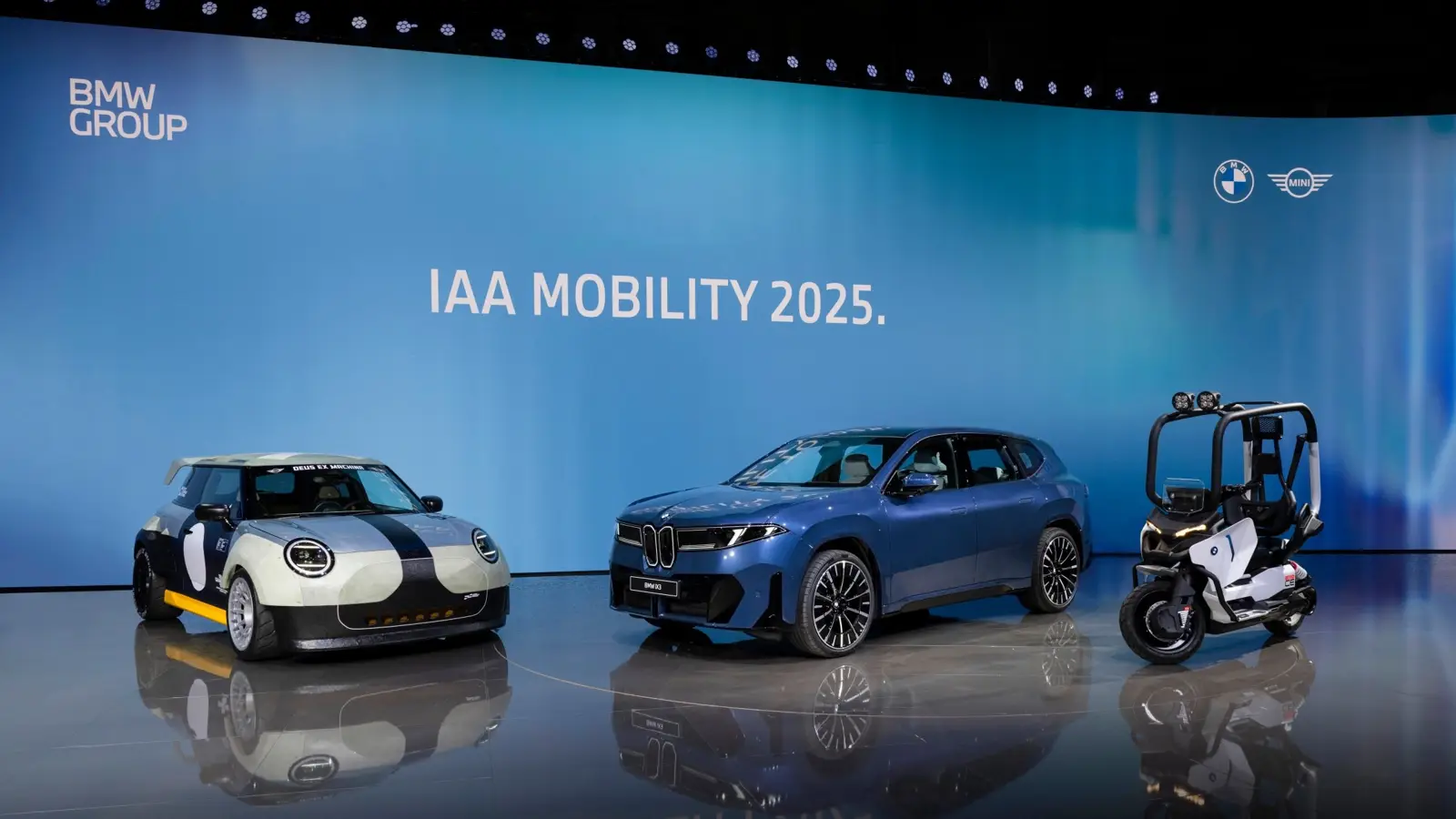 BMW unveils iX3 and Neue Klasse vision at IAA Mobility 2025