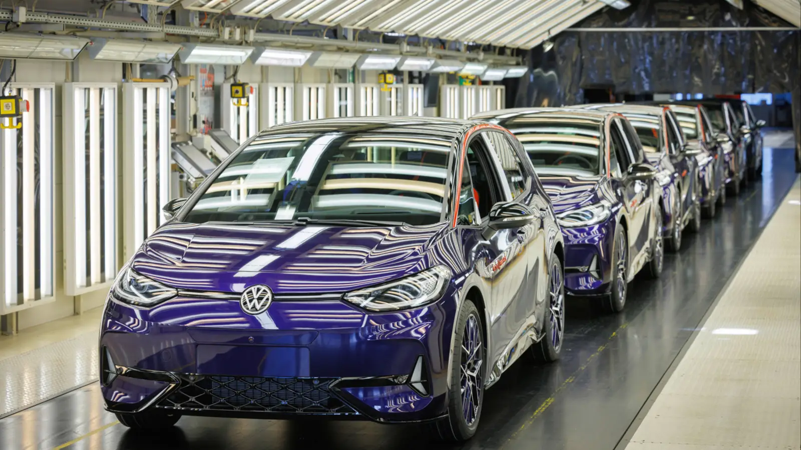 Volkswagen ID.3 GTX FIRE+ICE starts series production